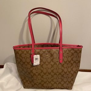 Coach shoulder bag